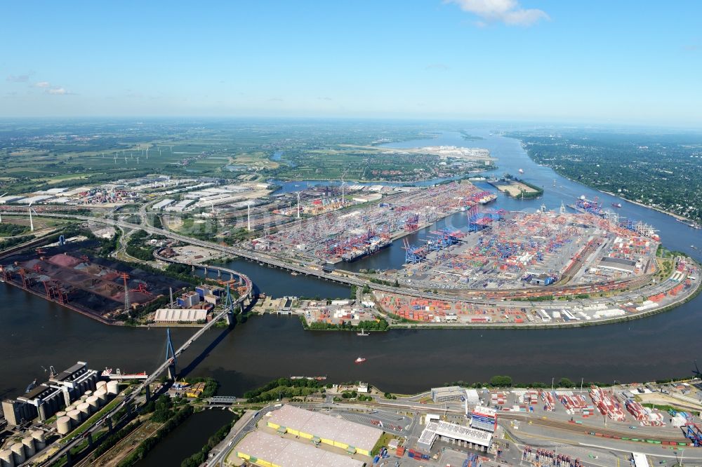 Aerial photograph Hamburg - Port Waltershof facilities on the banks of the river course of the Elbe - Norderelbe in Hamburg in Germany