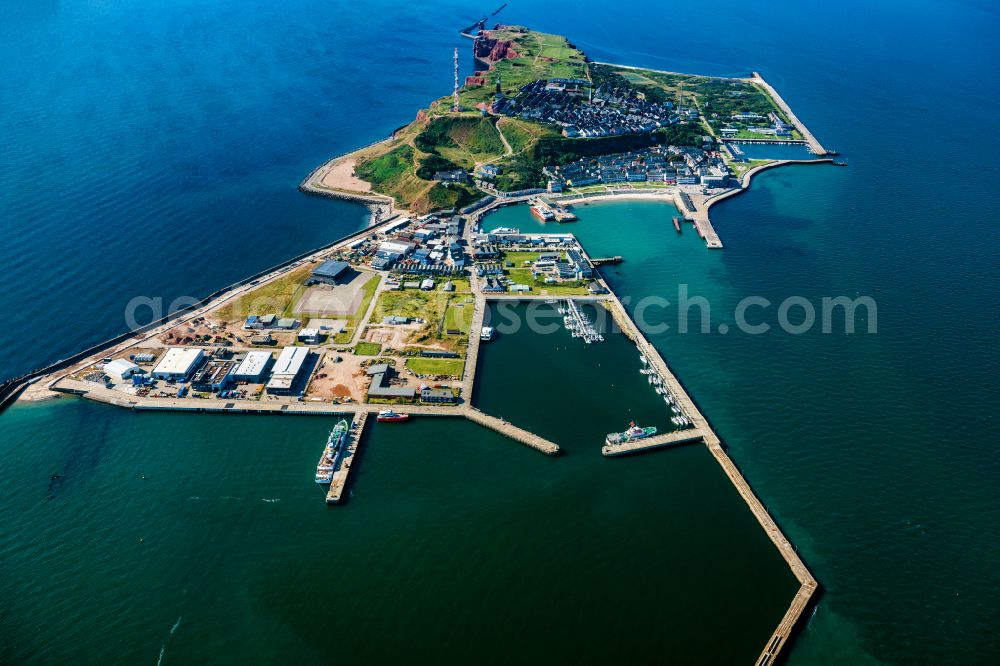 Aerial photograph Helgoland - Ship moorings at the harbor basin of the inland port for passenger ships and ferries on street Am Suedstrand in Helgoland in the state Schleswig-Holstein, Germany