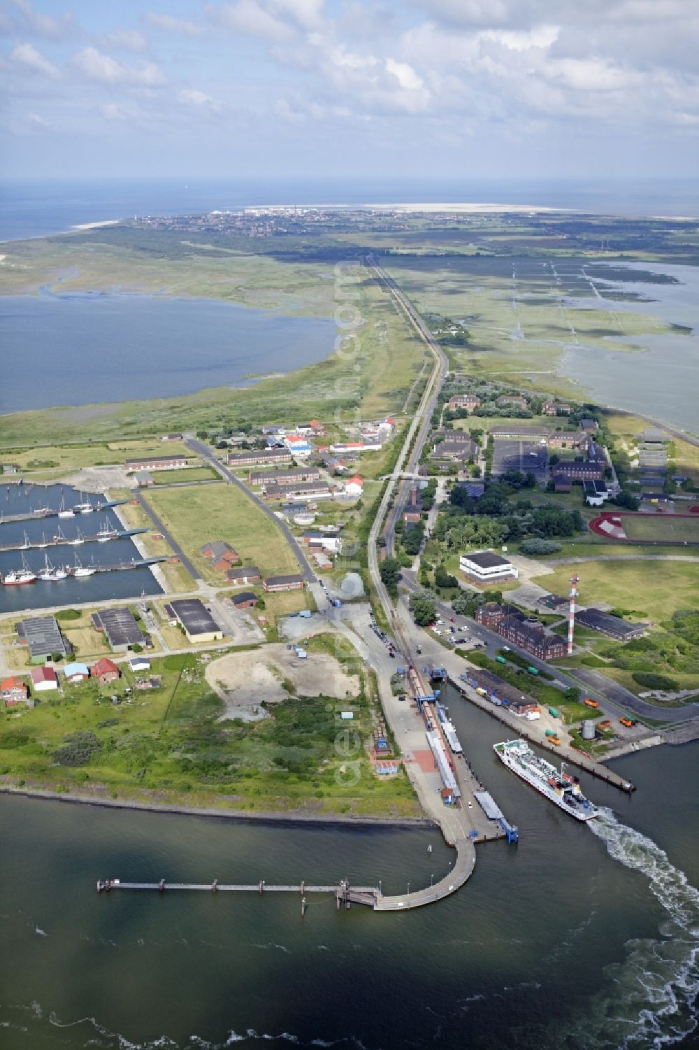 Aerial photograph Borkum - Port area of the East Frisian island of Borkum in Lower Saxony