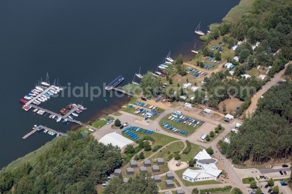 Aerial photograph Senftenberg - Port facilities on the shores of the harbor of Hafencamp Senftenberg in Senftenberg in the state Brandenburg