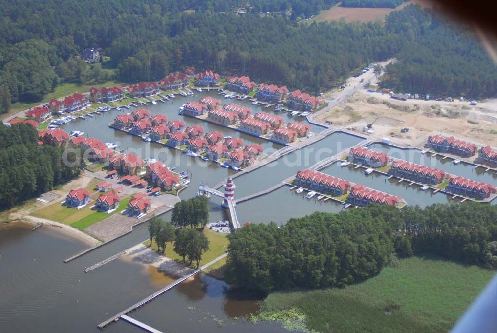 Rheinsberg from above - Blick auf das fast fertige Hafendorf Rheinsberg - Projektgesellschaft Hafendorf Rheinsberg GmbH,Lenaustr. 27,D-12305 Berlin,Telefon: +49 33931/34 161,Telefax: +49 33931/34 163,Email: info@hafendorf-rheinsberg.de,Achim Walder: