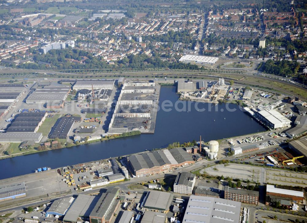 Aerial image Bremen - Stadtansicht mit Blick auf die Industriehäfen im Bremer Stadtteil Häfen. Cityscape to the industrial port in the district Häfen of Bremen.