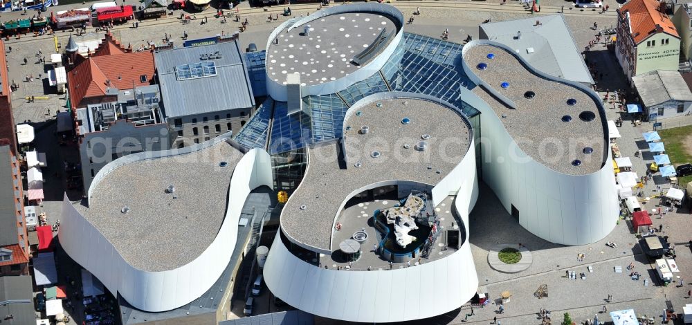 Aerial image Stralsund - Harbor island by Ozeaneum Oceanographic Museum in Stralsund in Mecklenburg - Western Pomerania