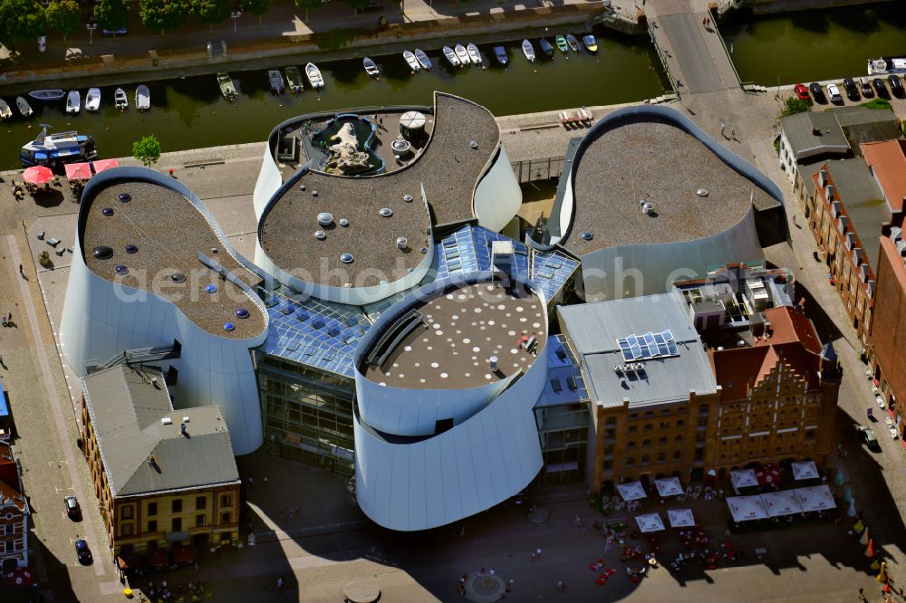 Aerial photograph Stralsund - harbor island by Ozeaneum Oceanographic Museum in Stralsund in Mecklenburg - Western Pomerania