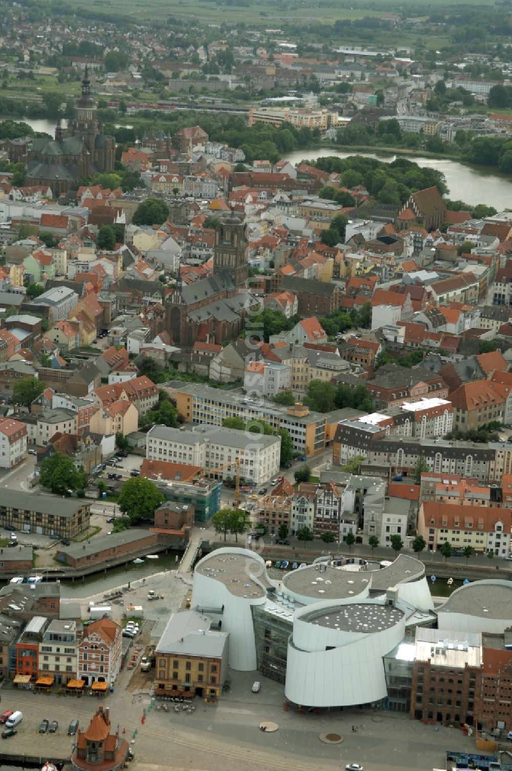 Aerial image Stralsund - Harbor island by Ozeaneum Oceanographic Museum in Stralsund in Mecklenburg - Western Pomerania