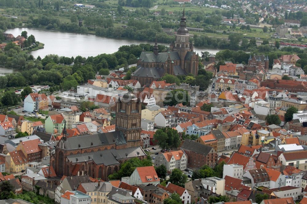 Aerial photograph Stralsund - Harbor island by Ozeaneum Oceanographic Museum in Stralsund in Mecklenburg - Western Pomerania