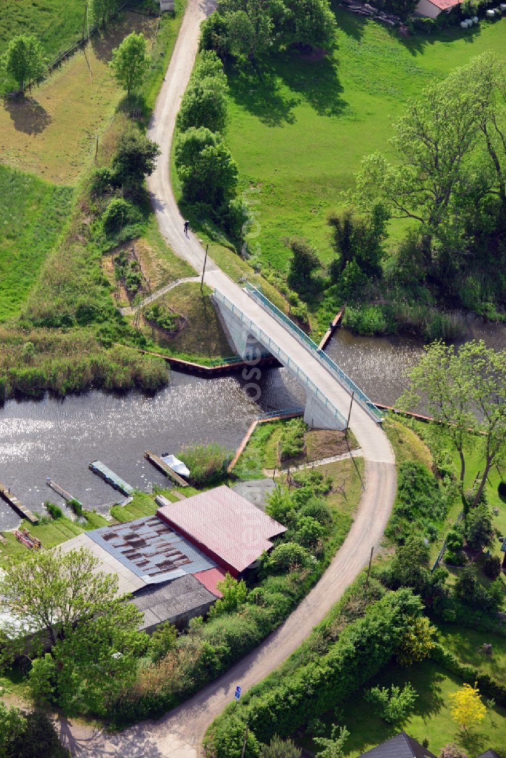 Genthin from the bird's eye view: The Hagen bridge over the Old Altenplathow Canal in the state Saxony-Anhalt