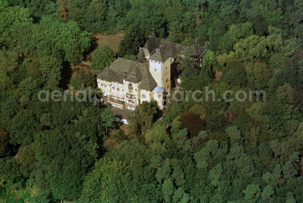 Kleinmachnow from the bird's eye view: View Hakeburg Kleinmachnow in Brandenburg. The Hakeburg is a large castle-like villa. The castle built in the mid 14th century on the ruins of a fortress Ascanians as custom house and has a checkered history. Today the area is used as a conference and events center