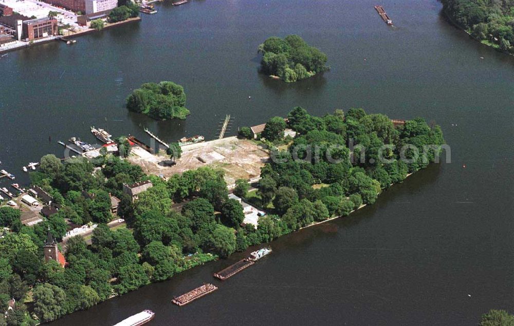 Aerial photograph Berlin - Friedrichshain - Halbinsel Alt-Stralau.