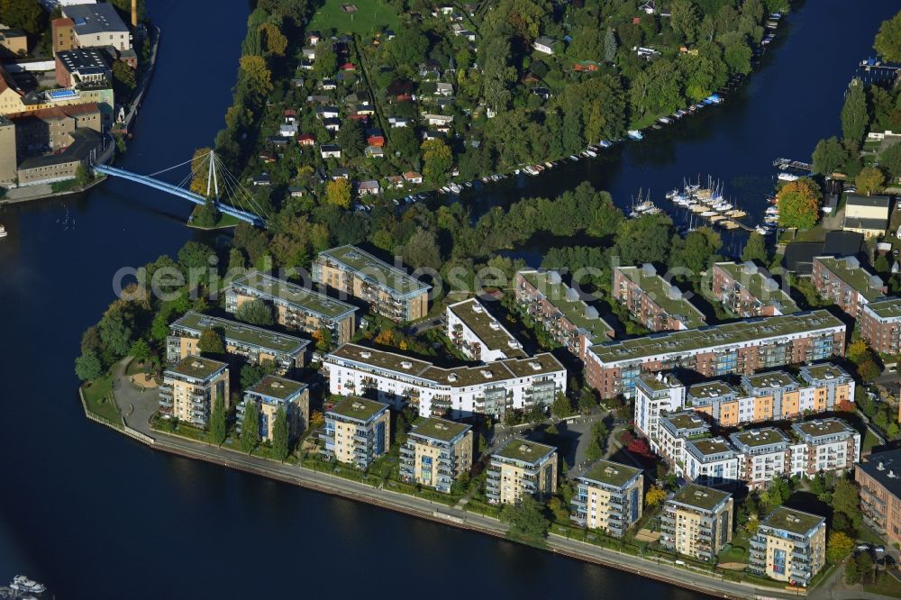 Aerial image Berlin OT Köpenick - View of the peninsula Krusenick in the district of Koepnick in Berlin