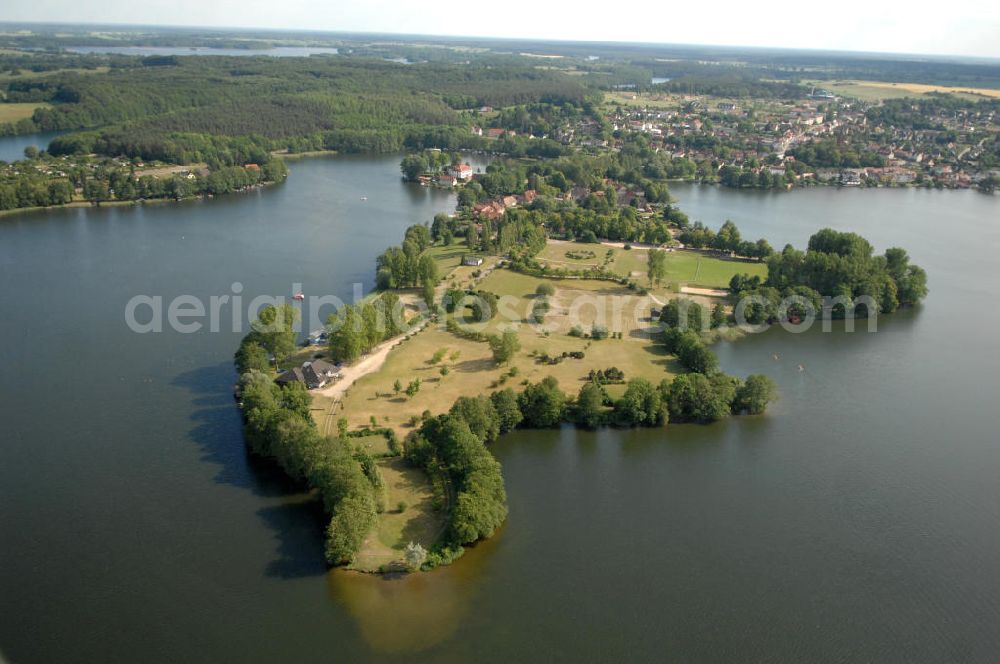 Aerial photograph Feldberg - Blick auf die Halbinsel Amtswerder im Haussee in Feldberg in Feldberg - Mecklenburg-Vorpommern MV. View of the peninsula Amtswerder in the lake Haussee in Feldberg - Mecklenburg-Western Pomerania.