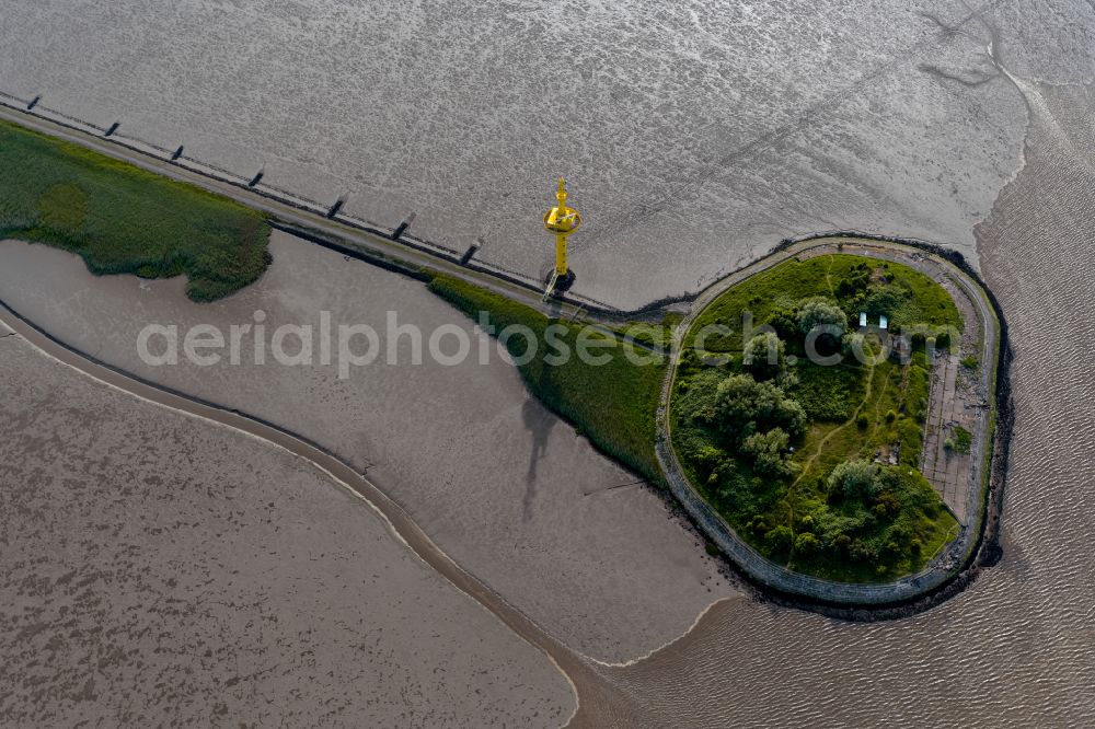 Aerial image Nordenham - Peninsula with land access and shore area on Wesermuendung in Nordenham in the state Lower Saxony, Germany