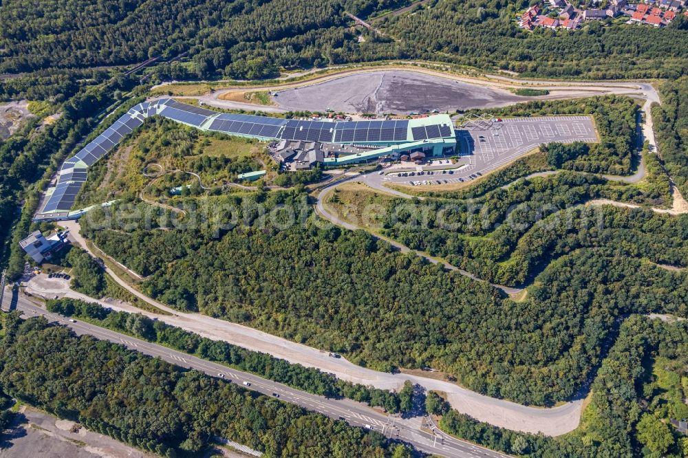 Aerial photograph Bottrop - Prosper heap on the north side of the Alpincenter in Bottrop in the state of North Rhine-Westphalia, Germany