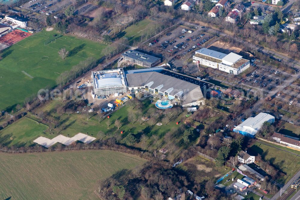 Aerial photograph Karlsruhe - Indoor swimming pool and leisure facility Fan bath Karlsruhe on the street Am Sportpark in the district Hagsfeld in Karlsruhe in the state Baden-Wurttemberg, Germany