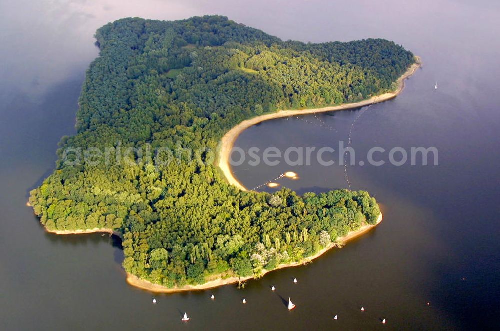 Haltern am See from above - Blick auf den Haltener Stausee mit der Insel Overrathsche Berge. Der Stausee ist eine Talsperre bei Haltern am See und wurde erbaut als Trinkwassertalsperre durch die Gelsenwasser AG. View of the reservoir holder with the island Overrathsche Berge. The reservoir is a dam in Haltern am See, and was built as a drinking water reservoir by Gelsenwasser AG.