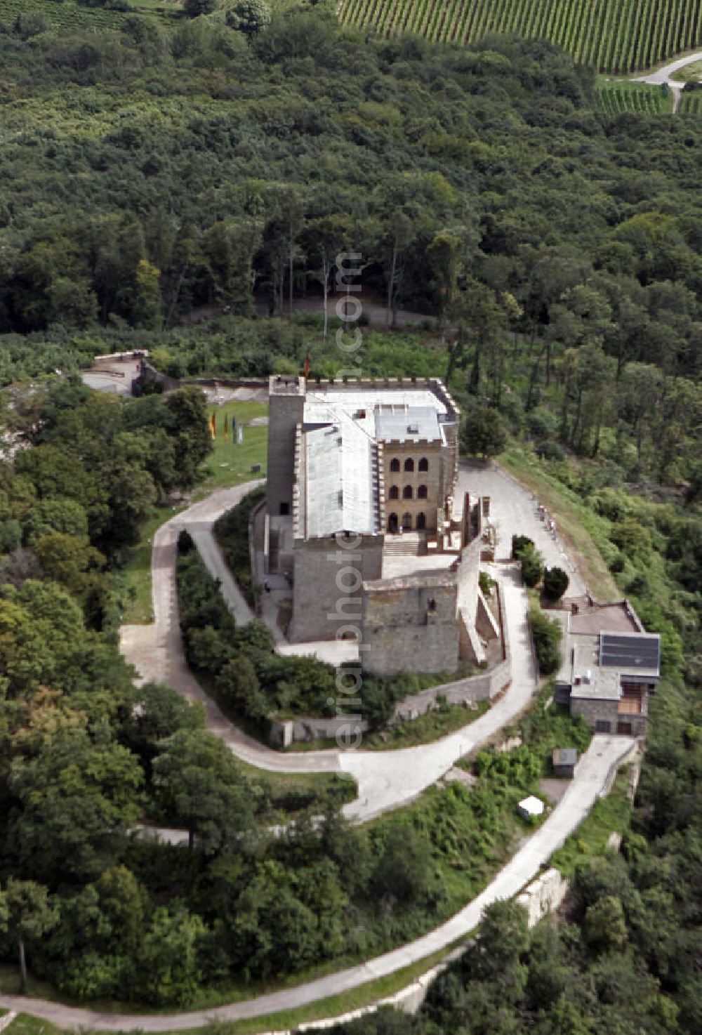 Aerial photograph Hambach - Das Hambacher Schloss beim Ortsteil Hambach der rheinland-pfälzischen Stadt Neustadt. Es gilt wegen des Hambacher Festes, das dort 1832 stattfand, als Symbol der deutschen Demokratiebewegung. Hambach Castle in the district Hambach of the town of Neustadt. It is because of the Hambach Festival, which took place there in 1832, a symbol of German democracy movement.