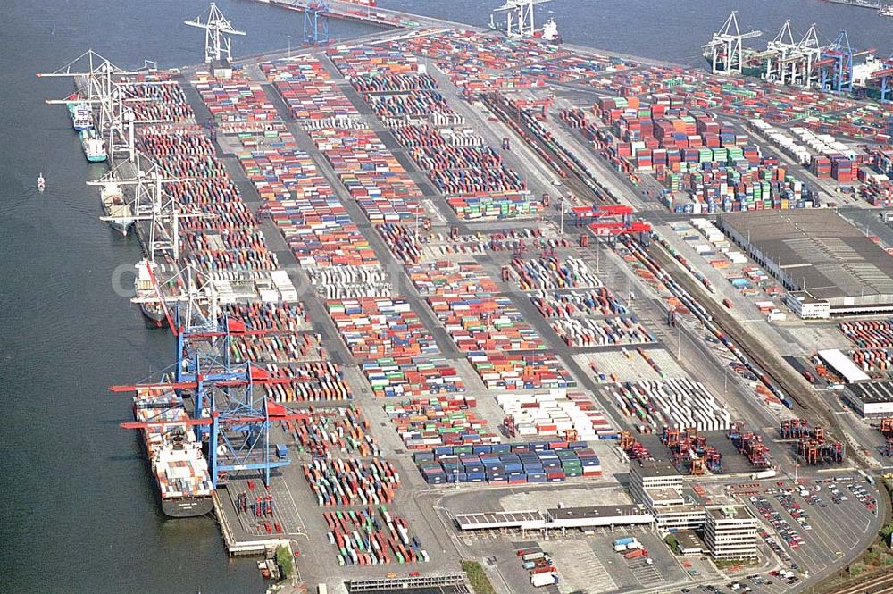 Hamburg-Altenwerda / Hamburg from the bird's eye view: Hamburg-Altenwerda / Hamburg Blick auf den neuen Container-Überseehafen Container Terminal Altenwerder in Hamburg-West an der Elbe EUROGATE Technical Services GmbH, Hamburg Kurt-Eckelmann-Str. 1 21129 Hamburg, Germany Phone: +49 / 40 / 7405-2481 Fax: +49 / 40 / 7405-2809 eMail: tshh@eurogate.de Homepage: