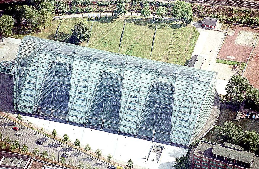 Hamburg from above - Hamburg Blick auf Am Berliner Tor / Büro- und Geschäftshausneubau in Hamburg. Architekt: Bothe, Richter, Teherani, Hamburg, Bauherr: Becken Investitionen und Vermögensverwaltung Bauzeit: August 1998 - Ende 2001