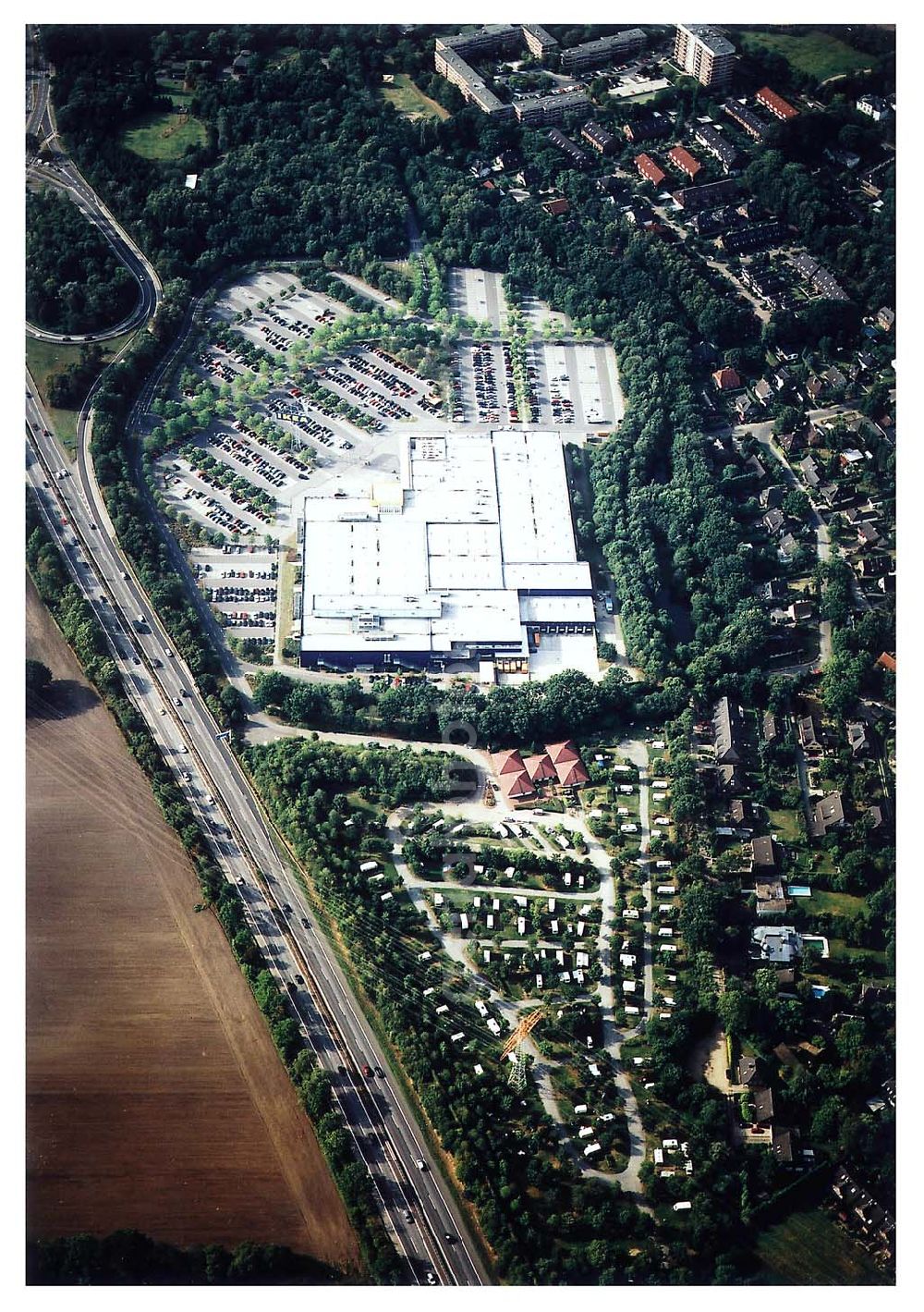 Hamburg from the bird's eye view: Hamburg IKEA-Einrichtungshaus an der Autobahn A7 im Bereich der Abfahrt Schnelsen in Hamburg Campingplatz in Schnelsen hinter dem IKEA-Einrichtungshaus an der Autobahn A7 in Hamburg 06.09.03