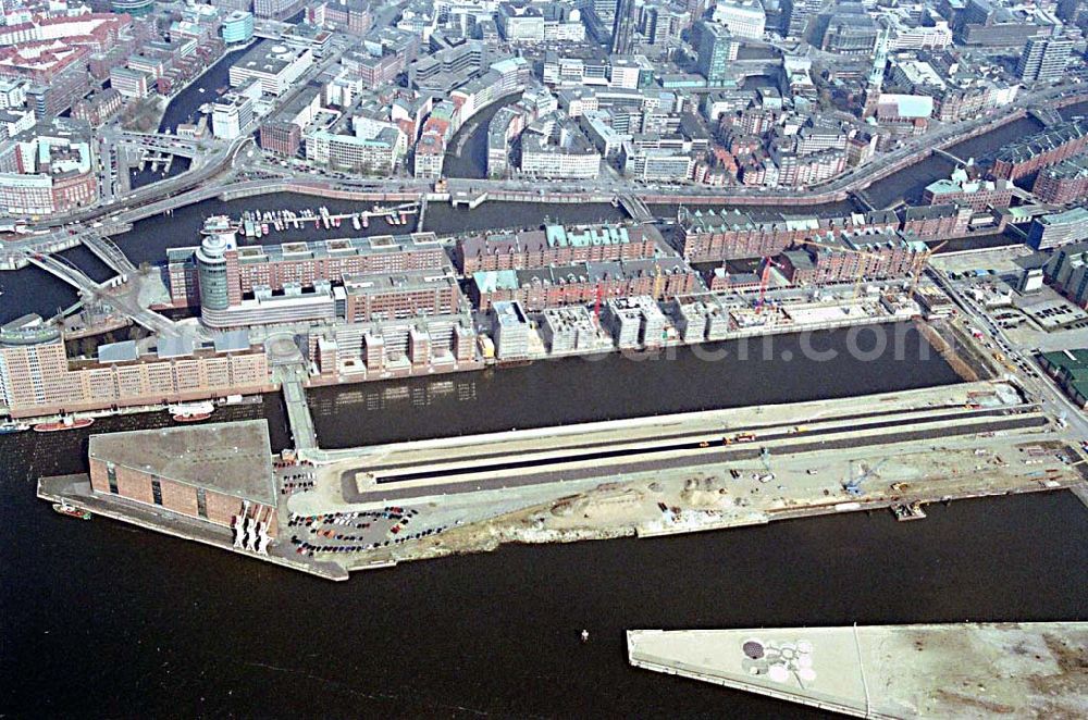 Aerial image Hamburg - , Neubau der Hamburger Hafencity an Alster und ELbe durch die Hafen City Hamburg GmbH, Am Sandkai 1 in 20457 Hamburg, VITERRA AG, ECE GmbH,