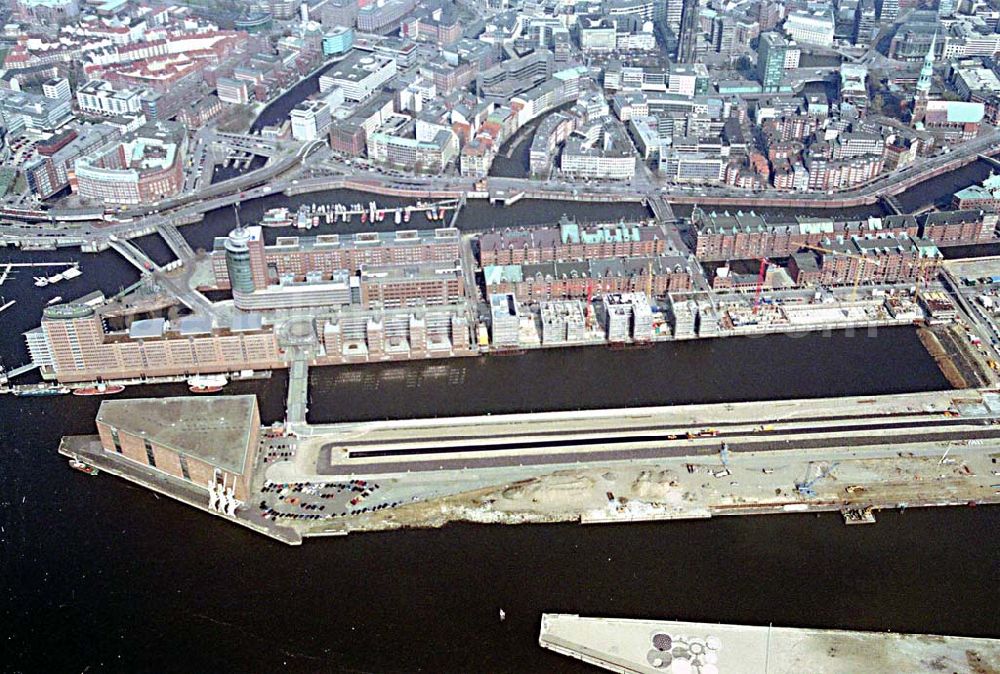 Aerial photograph Hamburg - , Neubau der Hamburger Hafencity an Alster und ELbe durch die Hafen City Hamburg GmbH, Am Sandkai 1 in 20457 Hamburg, VITERRA AG, ECE GmbH,