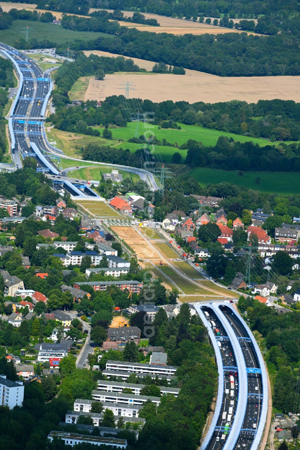 Hamburg from the bird's eye view: Highway construction site for the expansion and extension of track along the route of A7 in the district Stellingen in Hamburg, Germany