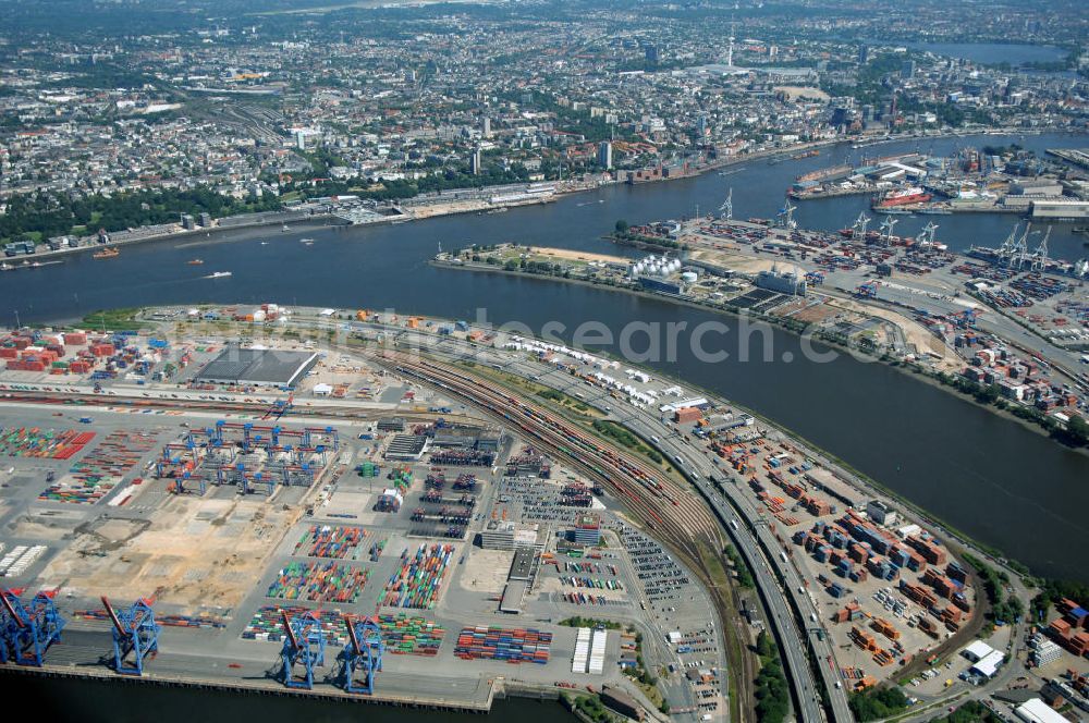 Hamburg from above - Blick auf den HHLA Container Terminal Burchardkai am Waltershofer Hafen, ein Teil vom Hamburger Hafen im Bereich Waltershof. Kontakt: Hamburger Hafen und Logistik AG, Bei St. Annen 1, 20457 Hamburg, Tel. +49(0)40 3088-1, Fax +49(0)40 3088-3355, info@hhla.de