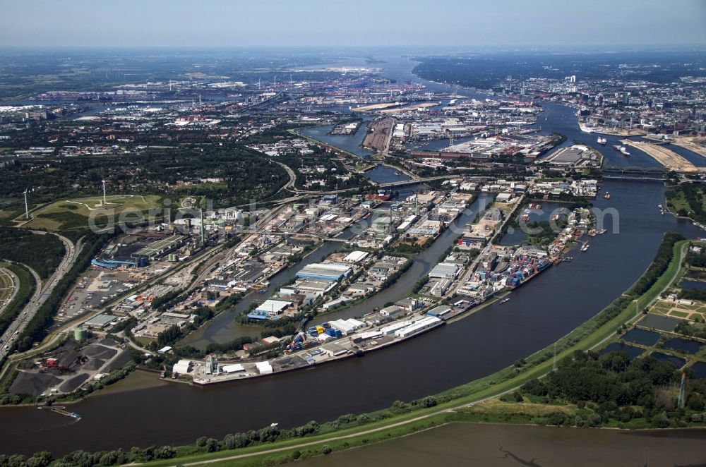 Hamburg from the bird's eye view: View of the port of Hamburg