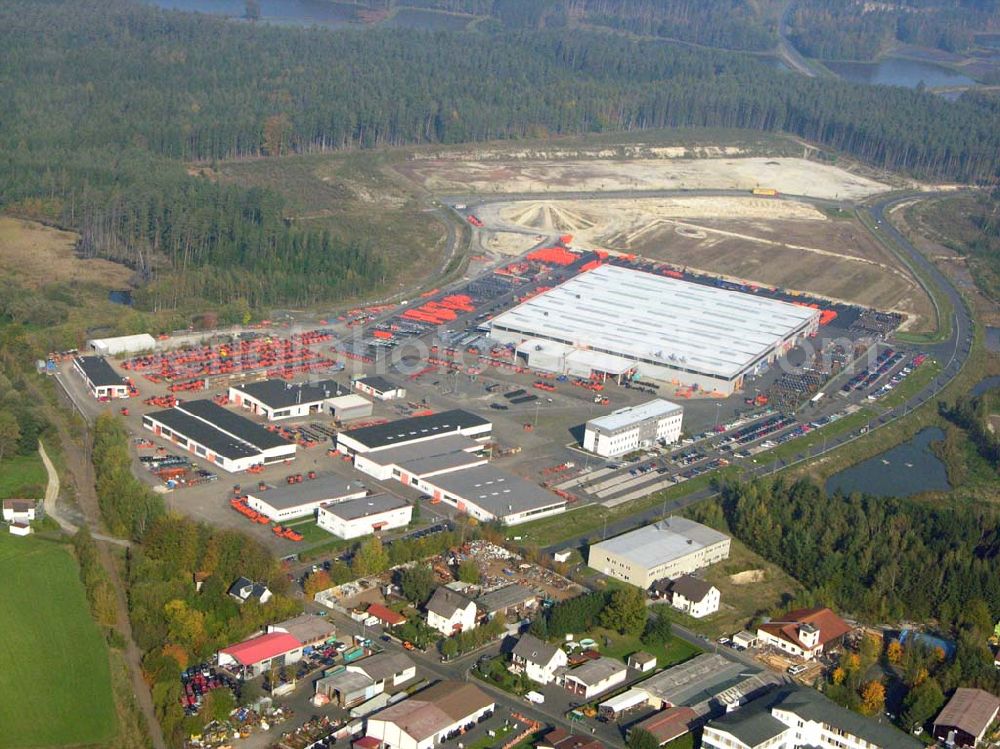 Tirschenreuth from the bird's eye view: Gewerbegebiet Wagnerholz in Tirschenreuth mit dem Neubau der HAMM AG. Hamm AG Walzen, Hammstr. 1, 95643 Tirschenreuth Tel. 09631/80-0, Fax: 09631/80-120