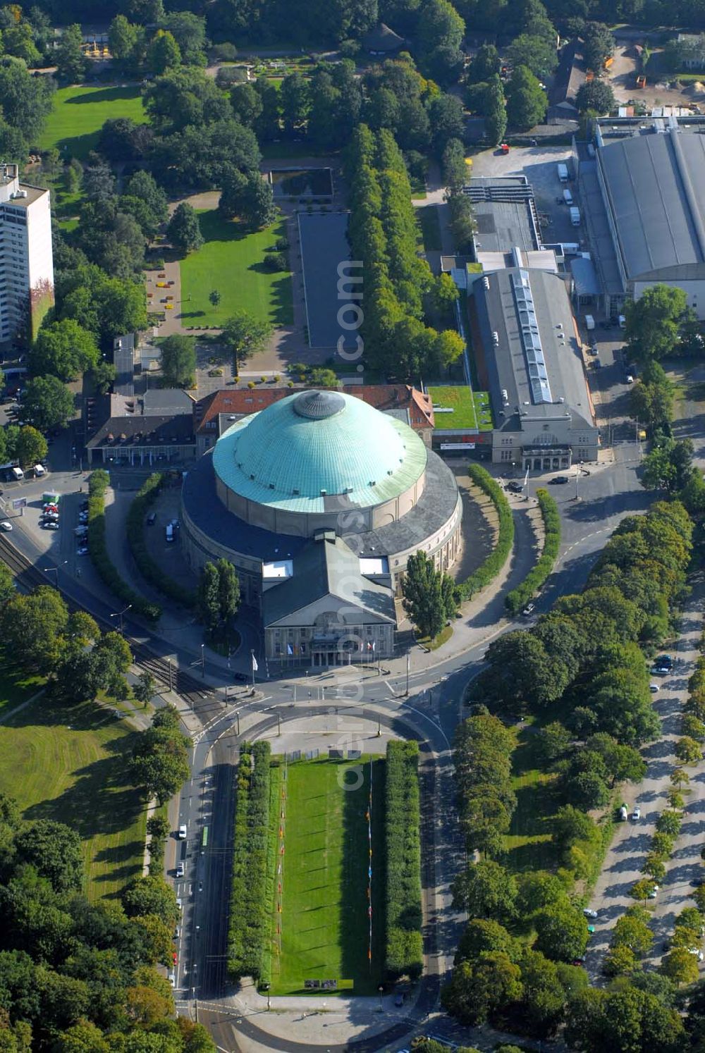 Aerial image Hannover - Blick auf das Hannover Congress Centrum am Theodor-Heuss-Platz 1-3 in 30175 Hannover, Tel. (Direktion): 0511/8113-207,