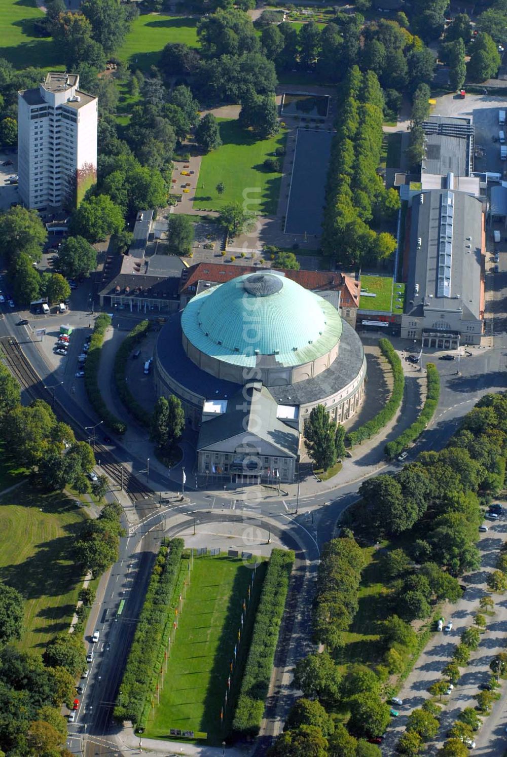 Aerial photograph Hannover - Blick auf das Hannover Congress Centrum am Theodor-Heuss-Platz 1-3 in 30175 Hannover, Tel. (Direktion): 0511/8113-207,