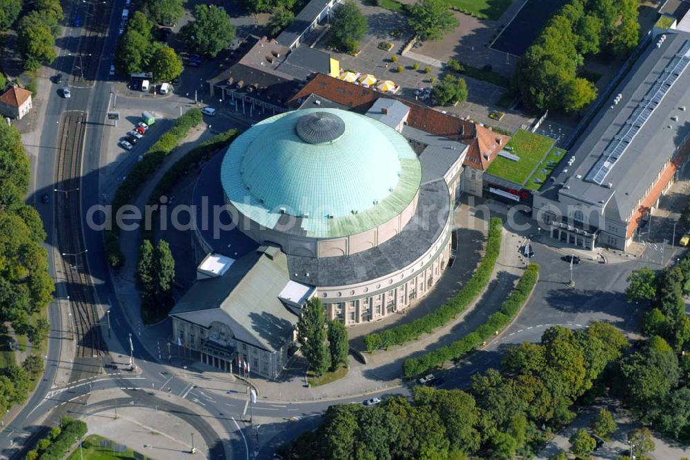 Hannover from above - Blick auf das Hannover Congress Centrum am Theodor-Heuss-Platz 1-3 in 30175 Hannover, Tel. (Direktion): 0511/8113-207,