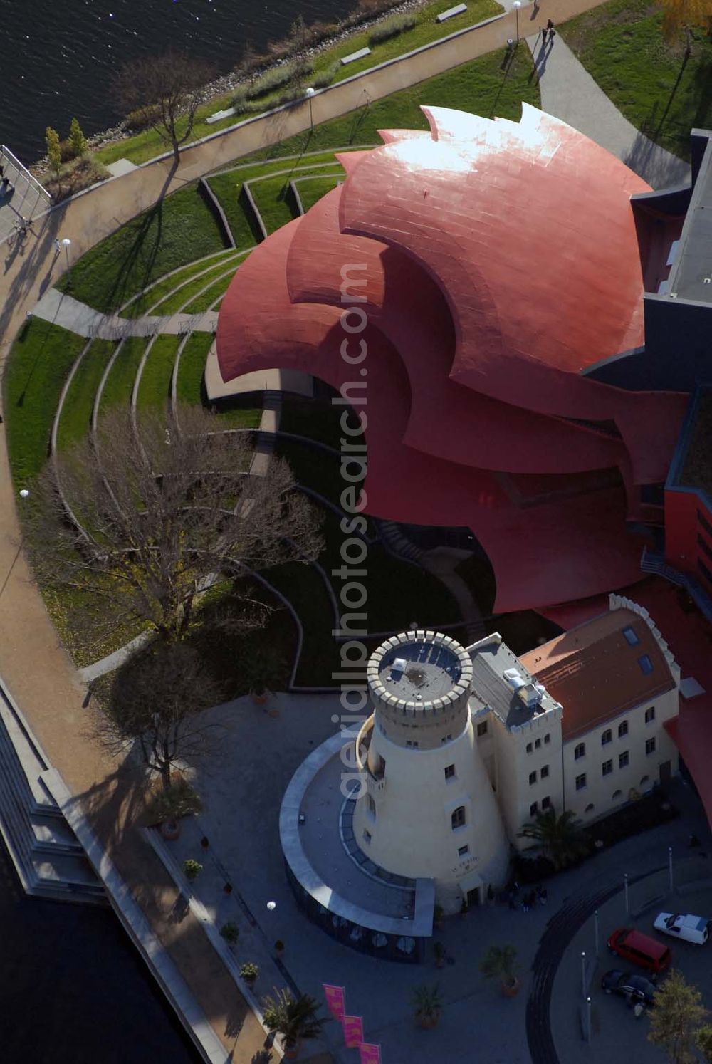 Aerial photograph Potsdam - Blick auf das Hans Otto Theater in der Schiffbauergasse 11, 14467 Potsdam - Telefon: (0331) 981 18 - http://