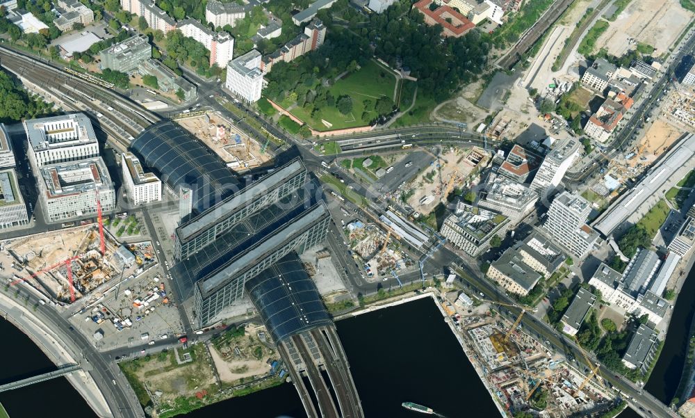 Berlin from above - Track progress and building of the main station of the railway in Berlin, Germany