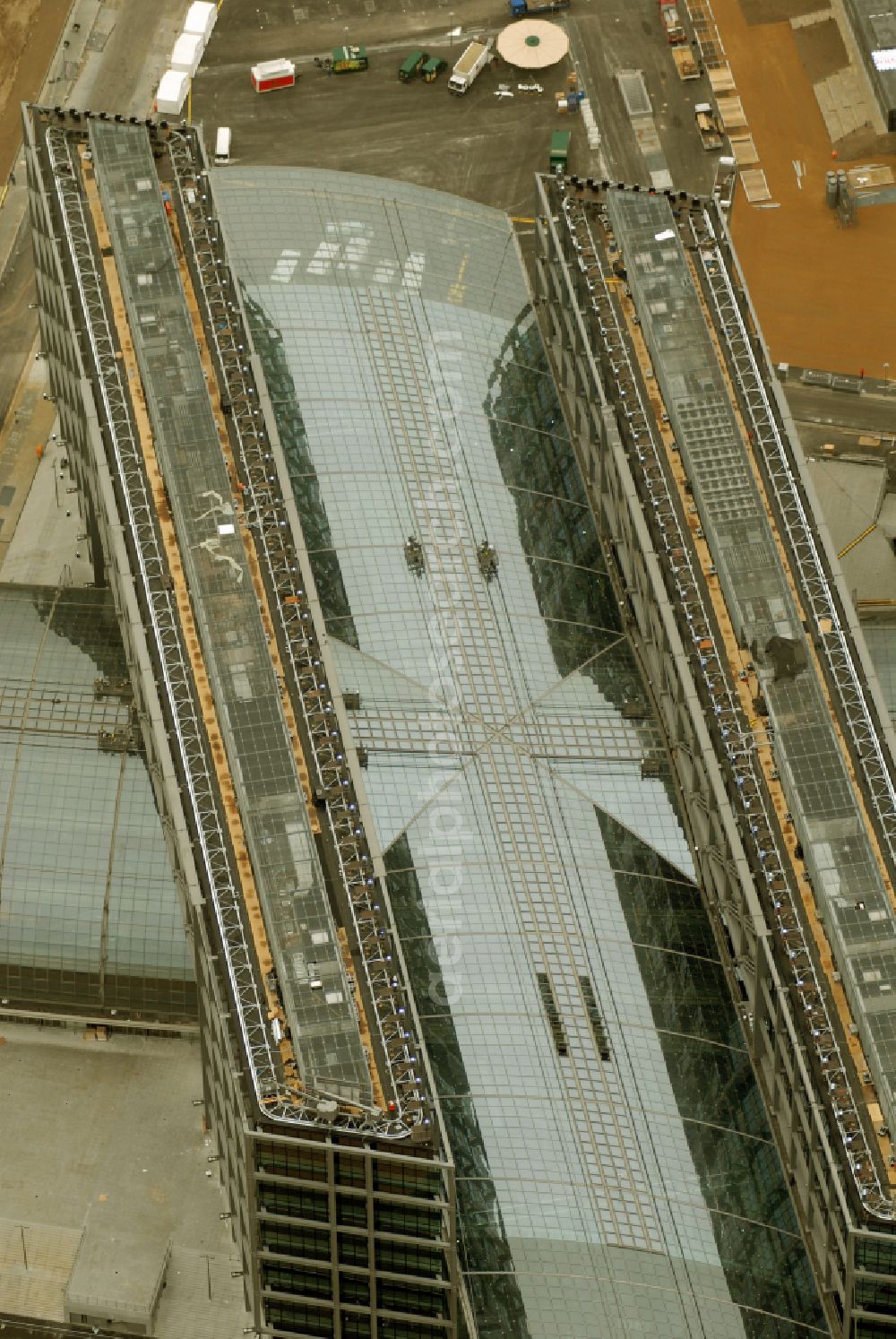 Berlin from above - Track progress and building of the main station of the railway in Berlin, Germany