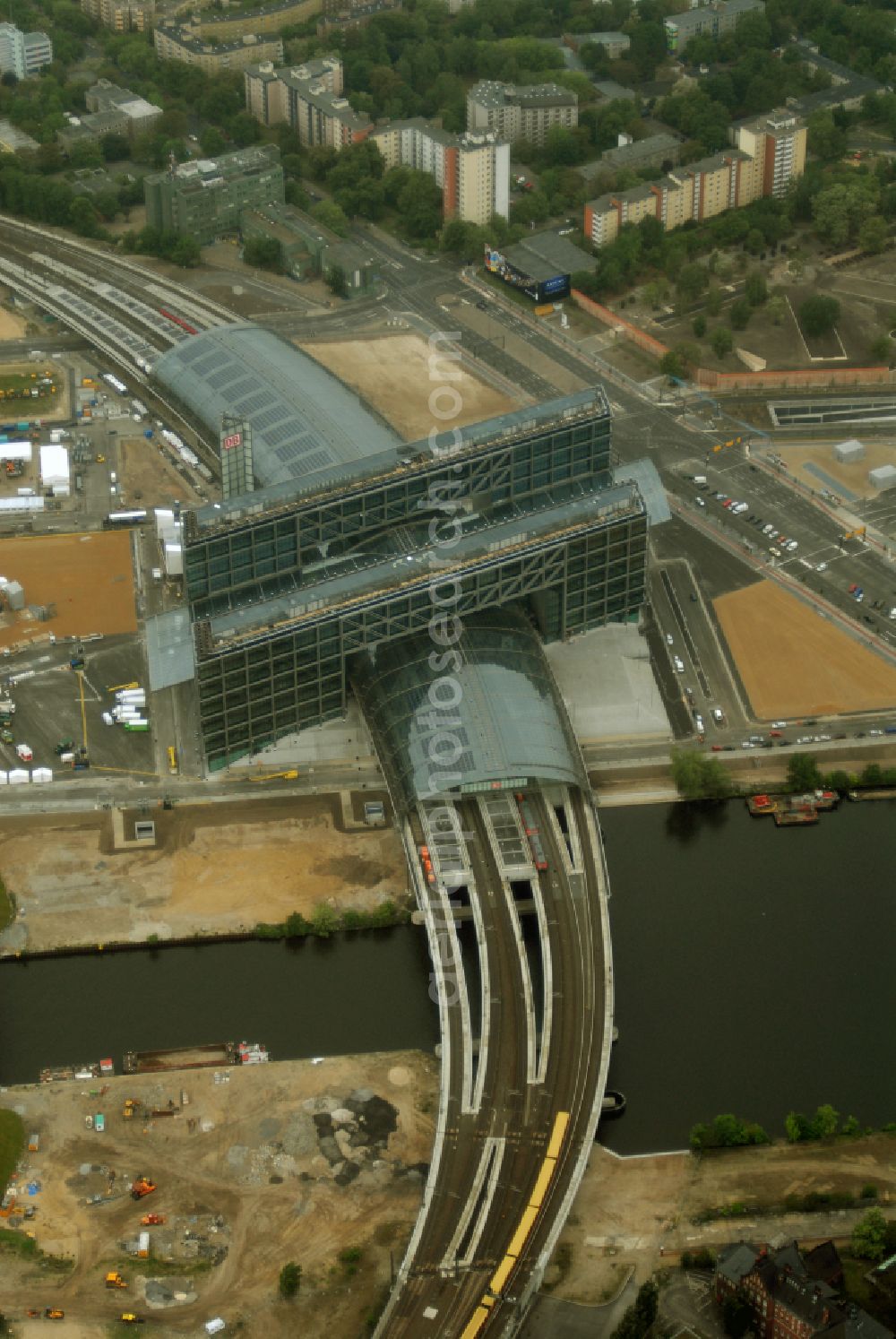 Berlin from above - Track progress and building of the main station of the railway in Berlin, Germany