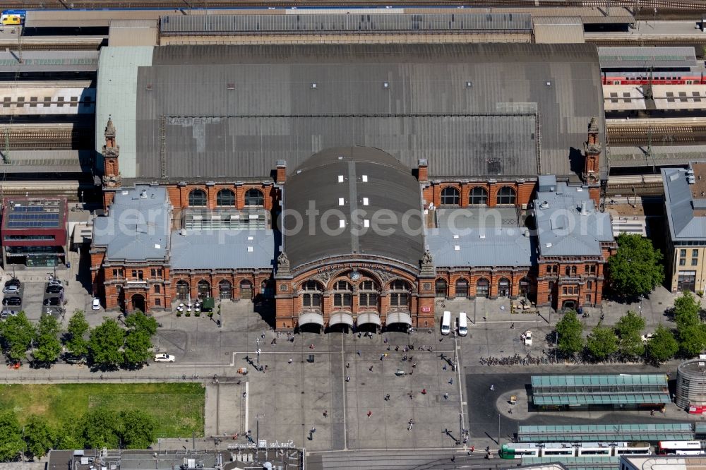 Bremen from above - Track progress and building of the main station of the railway in Bremen, Germany