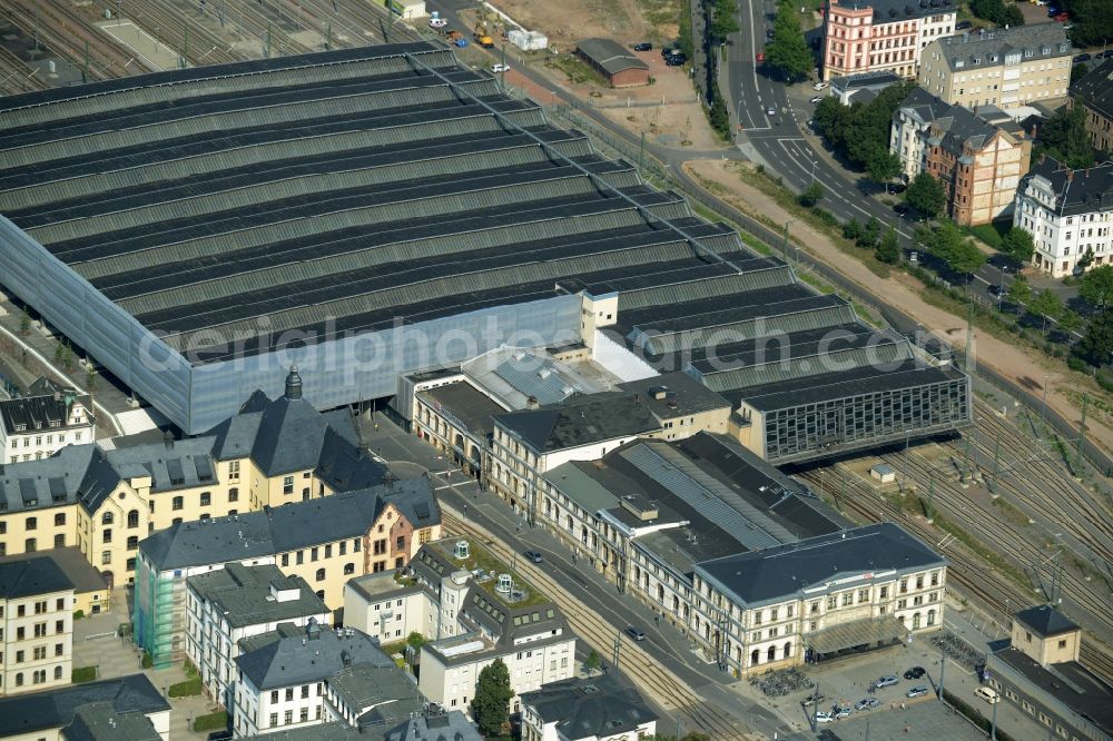 Aerial image Chemnitz - Track progress and building of the main station of the railway in Chemnitz in the state Saxony