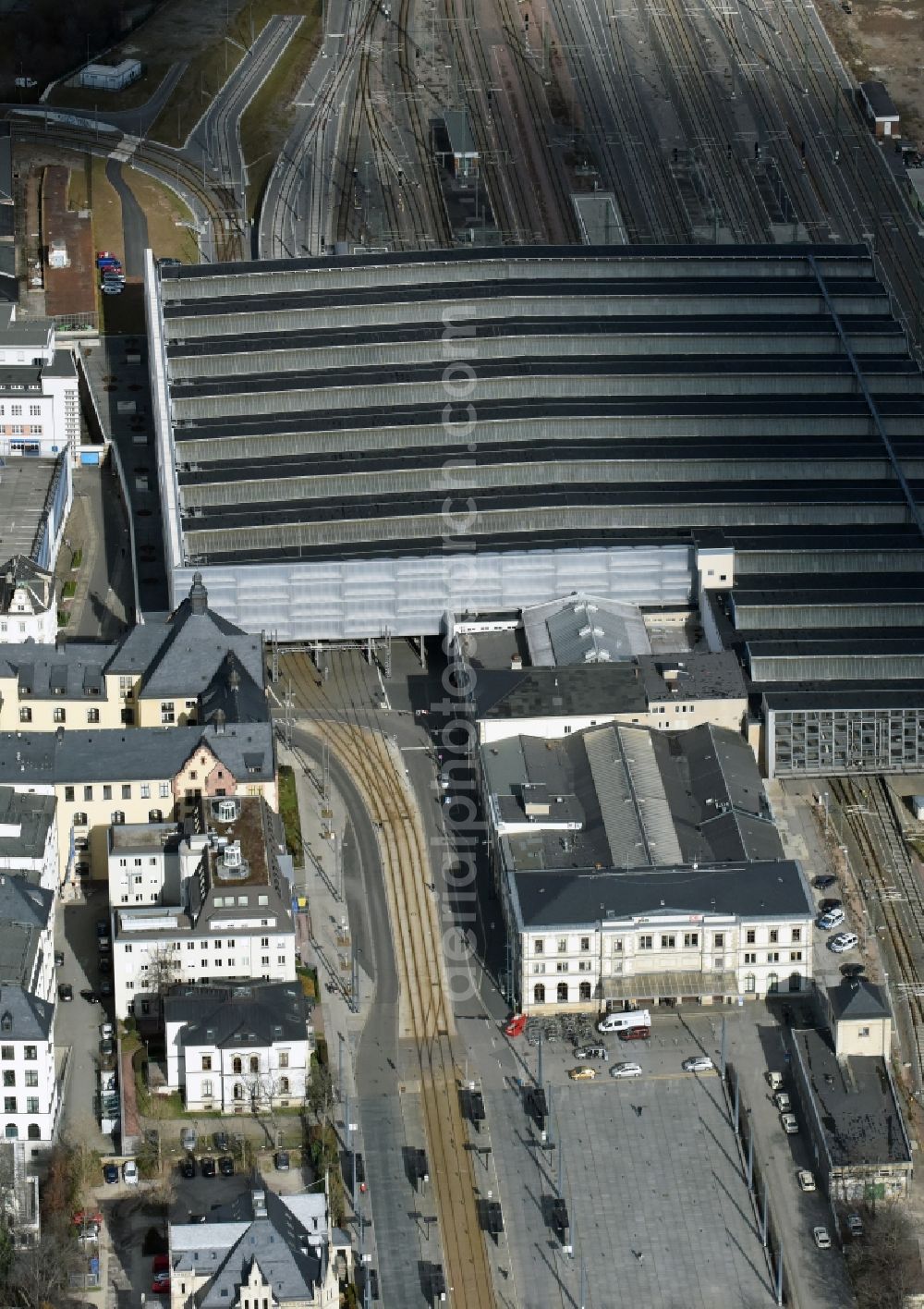 Aerial image Chemnitz - Track progress and building of the main station of the railway in Chemnitz in the state Saxony