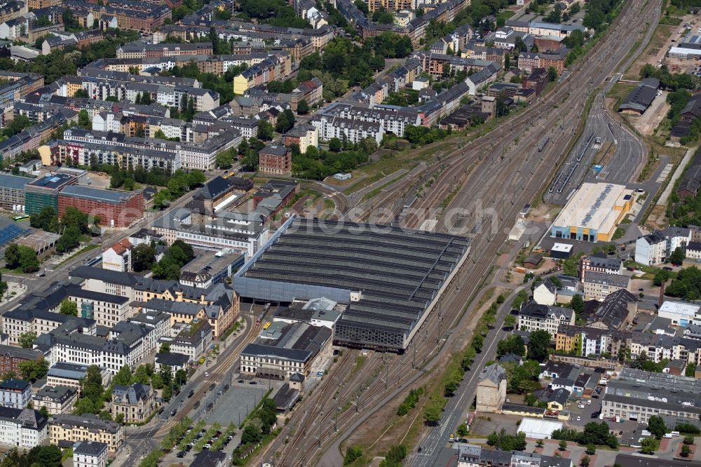 Aerial photograph Chemnitz - Track progress and building of the main station of the railway in Chemnitz in the state Saxony, Germany