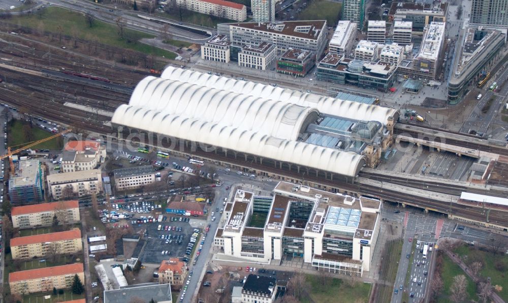 Dresden from the bird's eye view: Track progress and building of the main station of the railway in Dresden in the state Saxony, Germany