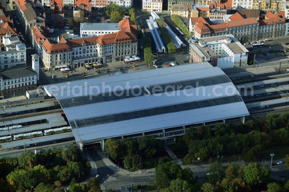 Erfurt from above - Track progress and building of the main station of the railway in Erfurt in the state Thuringia