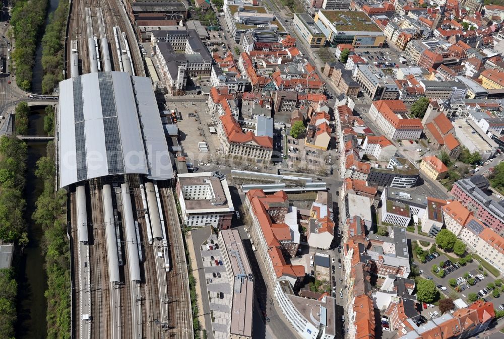 Erfurt from above - Track progress and building of the main station of the railway in Erfurt in the state Thuringia, Germany