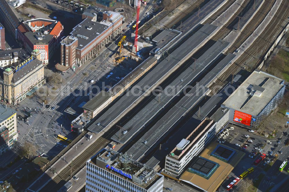 Essen from above - track progress and building of the main station of the railway in Essen at Ruhrgebiet in the state North Rhine-Westphalia, Germany