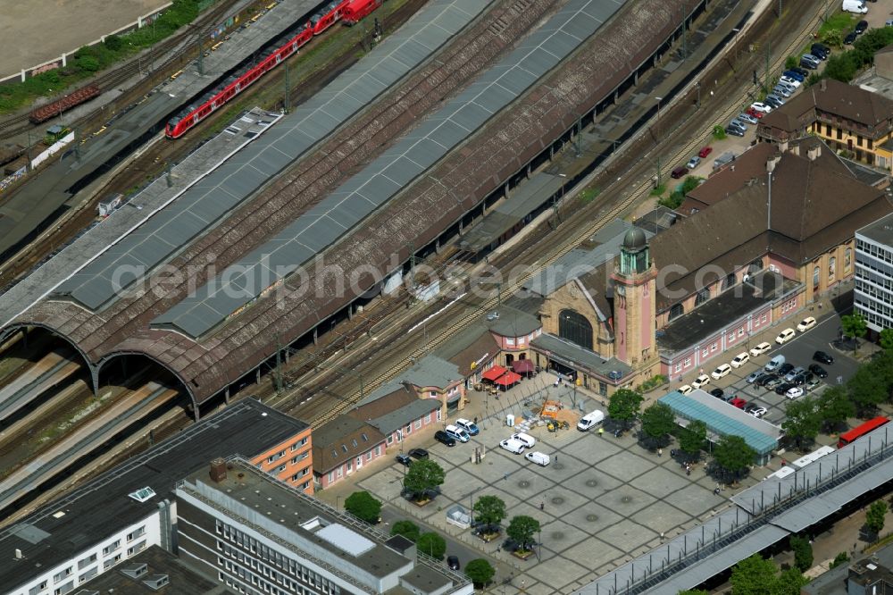 Aerial image Hagen - Track progress and building of the main station of the railway in Hagen in the state North Rhine-Westphalia