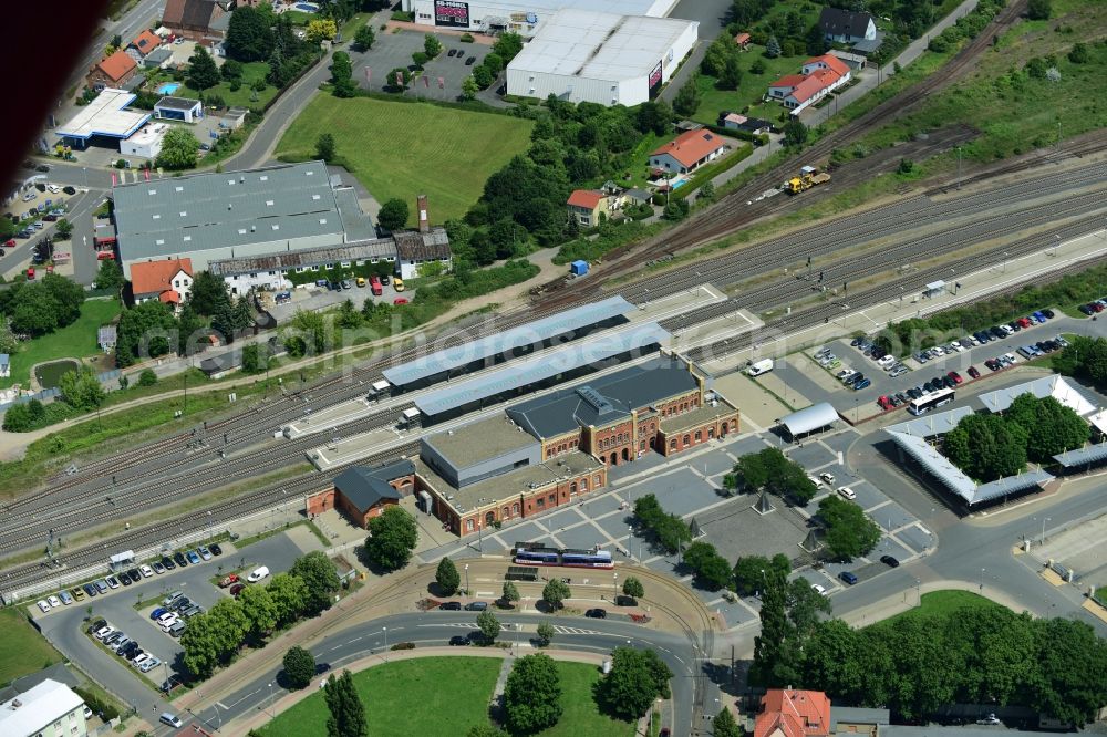 Aerial photograph Halberstadt - Track progress and building of the main station of the railway in Halberstadt in the state Saxony-Anhalt