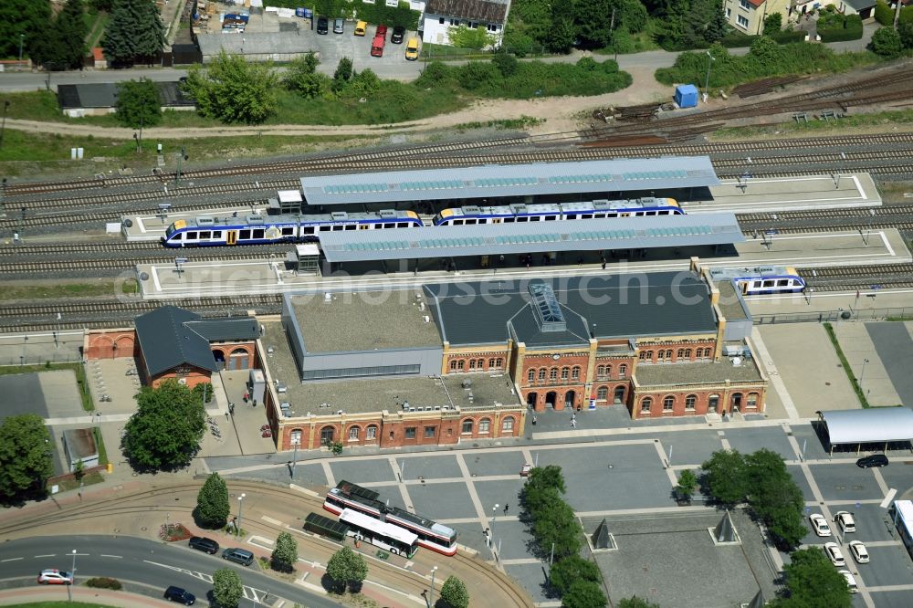 Aerial image Halberstadt - Track progress and building of the main station of the railway in Halberstadt in the state Saxony-Anhalt