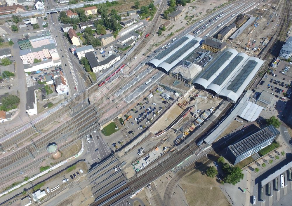 Aerial image Halle (Saale) - Track progress and building of the main station of the railway in Halle (Saale) in the state Saxony-Anhalt, Germany