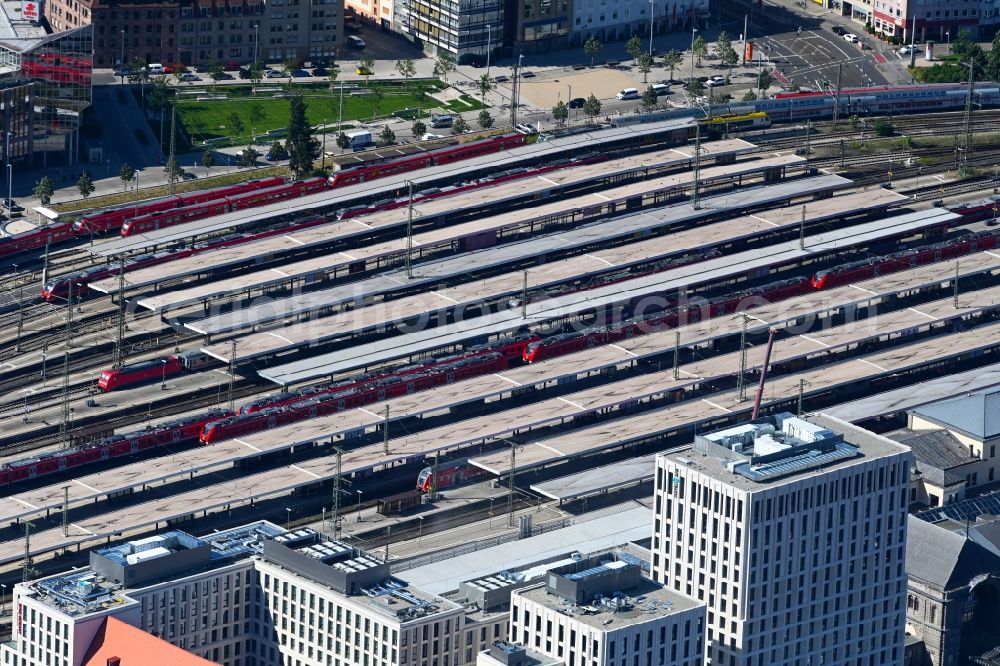 Aerial photograph Nürnberg - Track progress and building of the main station of the railway in the district Tafelhof in Nuremberg in the state Bavaria, Germany