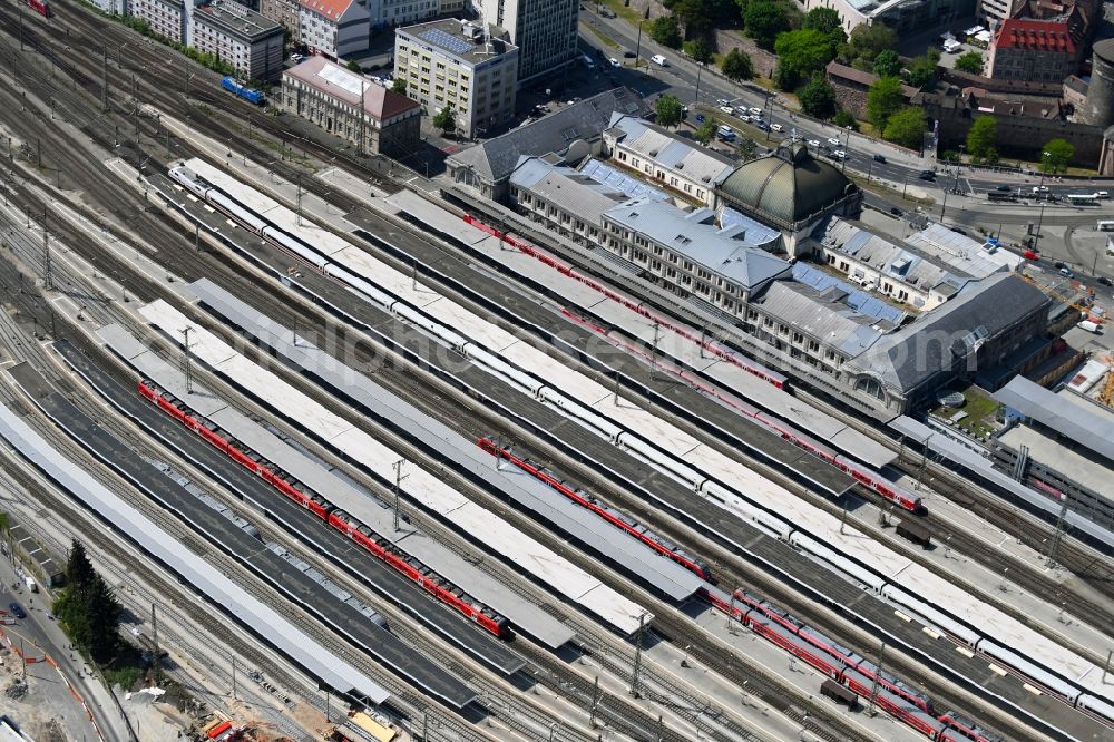 Aerial image Nürnberg - Track progress and building of the main station of the railway in the district Mitte in Nuremberg in the state Bavaria, Germany